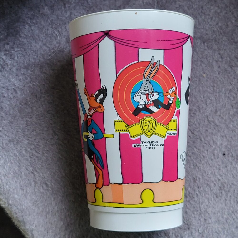 VTG 1990McDonald's Looney Tunes On Stage Top Hat Plastic Drinking Cup GUC "BIN G